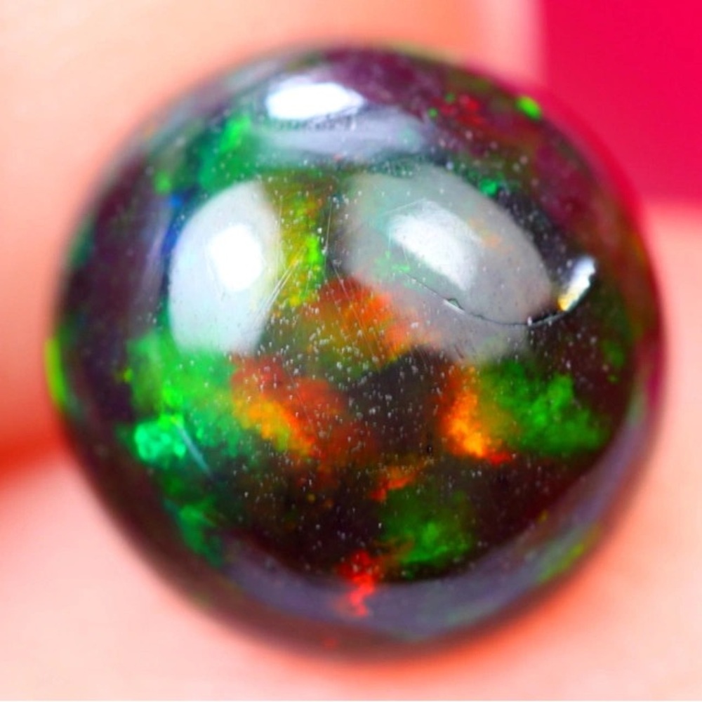 '1.08cts Natural Ethiopian Welo Smoked Opal /BF509
